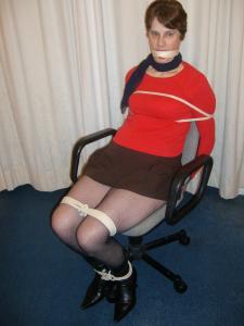 boundkathy-friends.com - Kathy ChairTied thumbnail